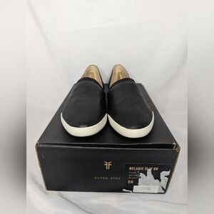 NIB Frye Melanie Slip On Women's Shoes Size 8